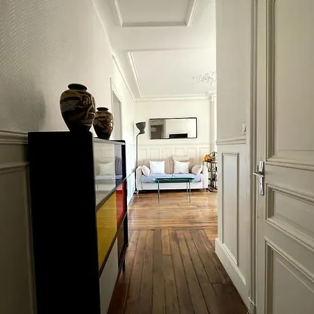 Appartement Latin Quarter Of : Large Haussmannian Flat *